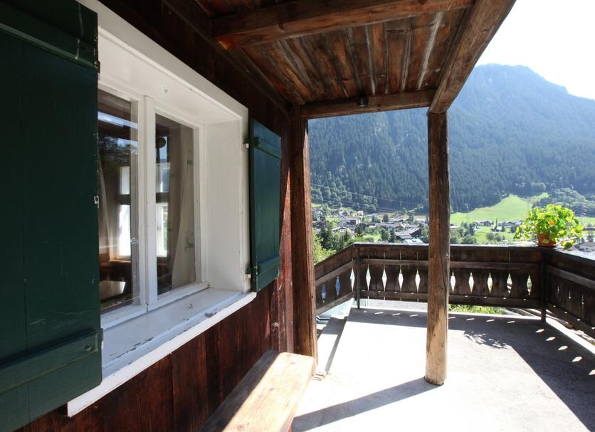 Balcony Photo