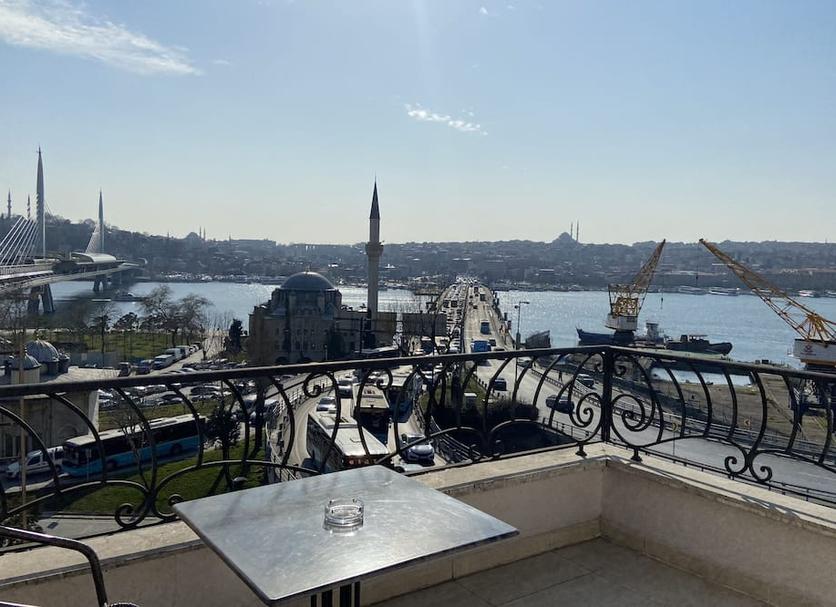 Balcony Photo