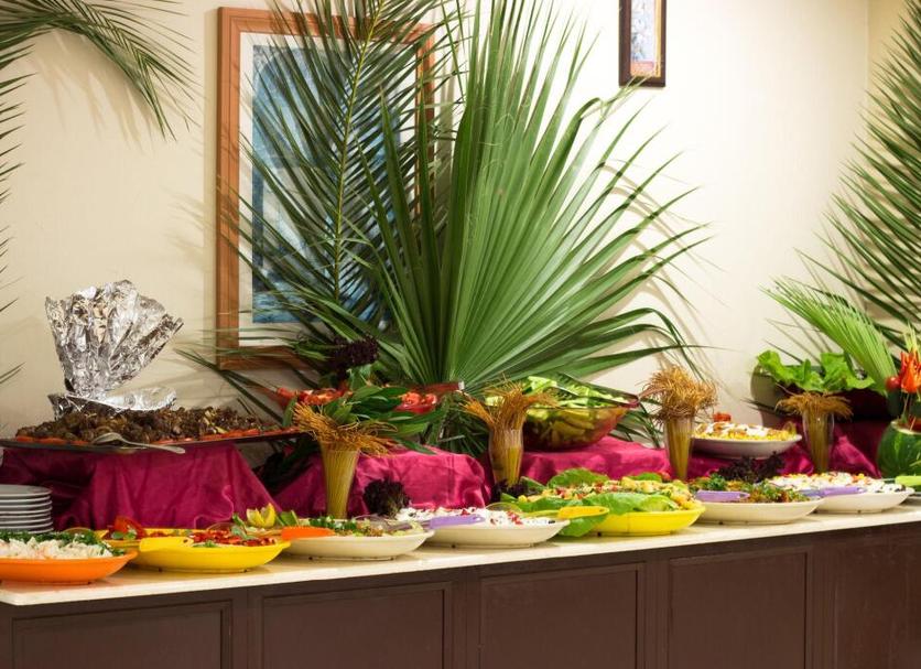 Buffet Photo