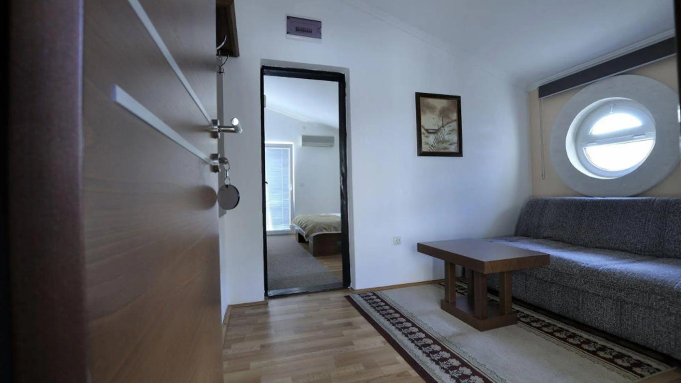 Hotel Djuric