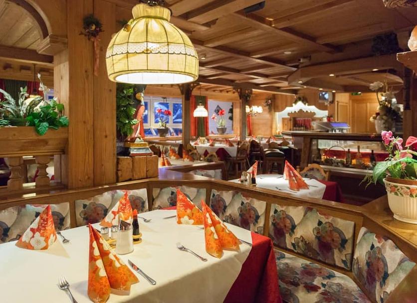 Restaurant Photo