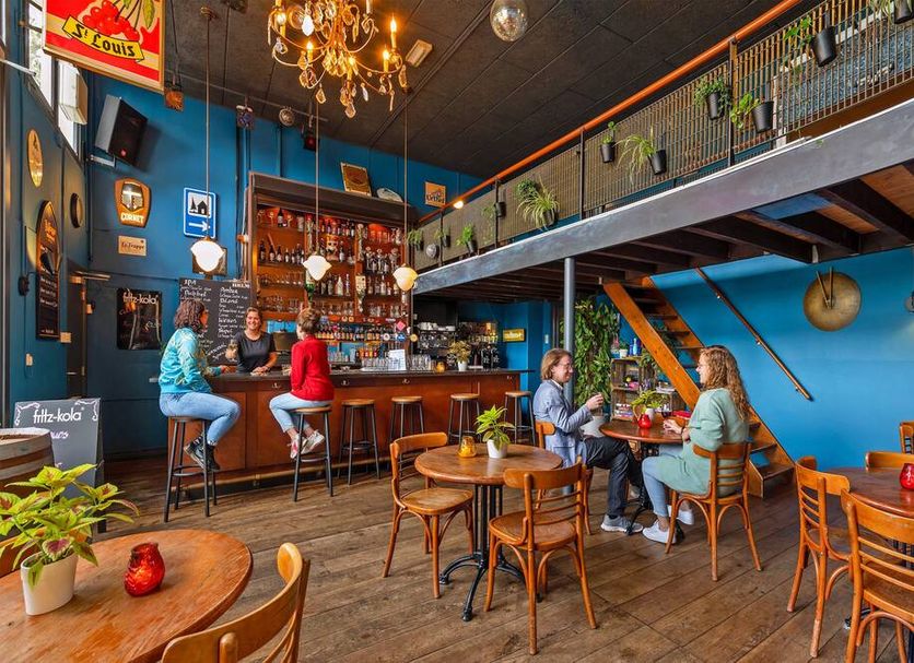Bar Photo