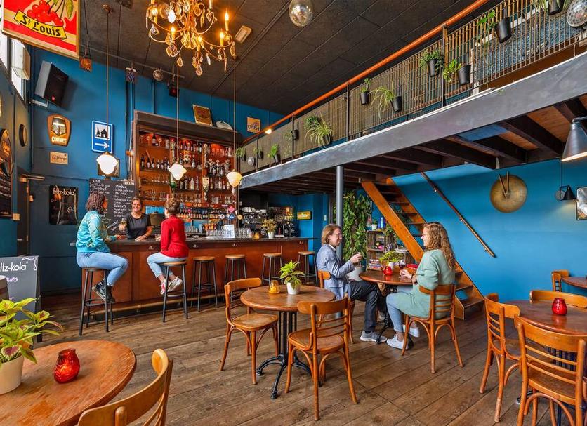 Bar Photo
