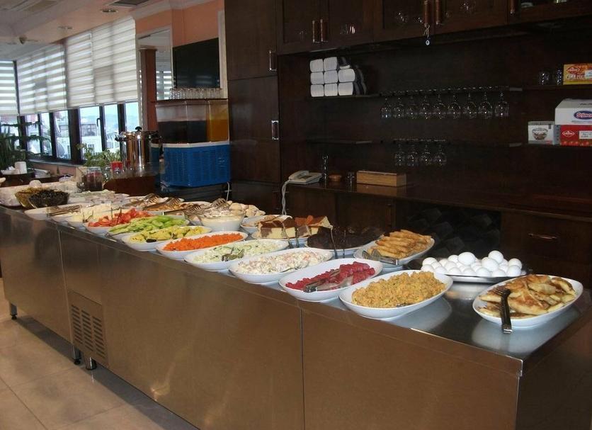 Buffet Photo