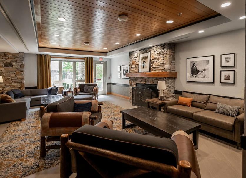 Lounge Photo