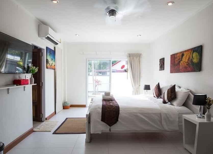 Bedroom Photo