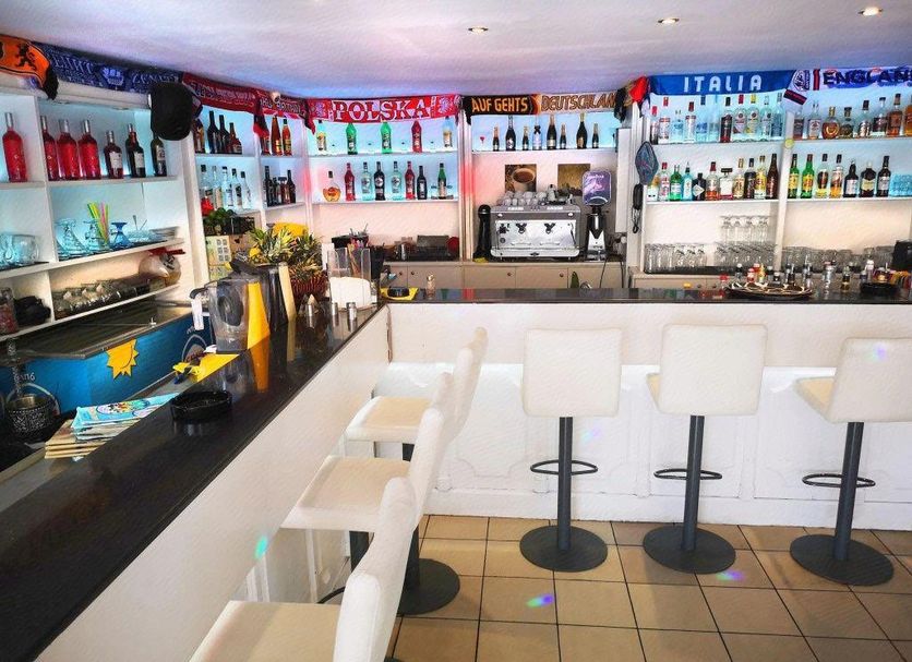 Bar Photo
