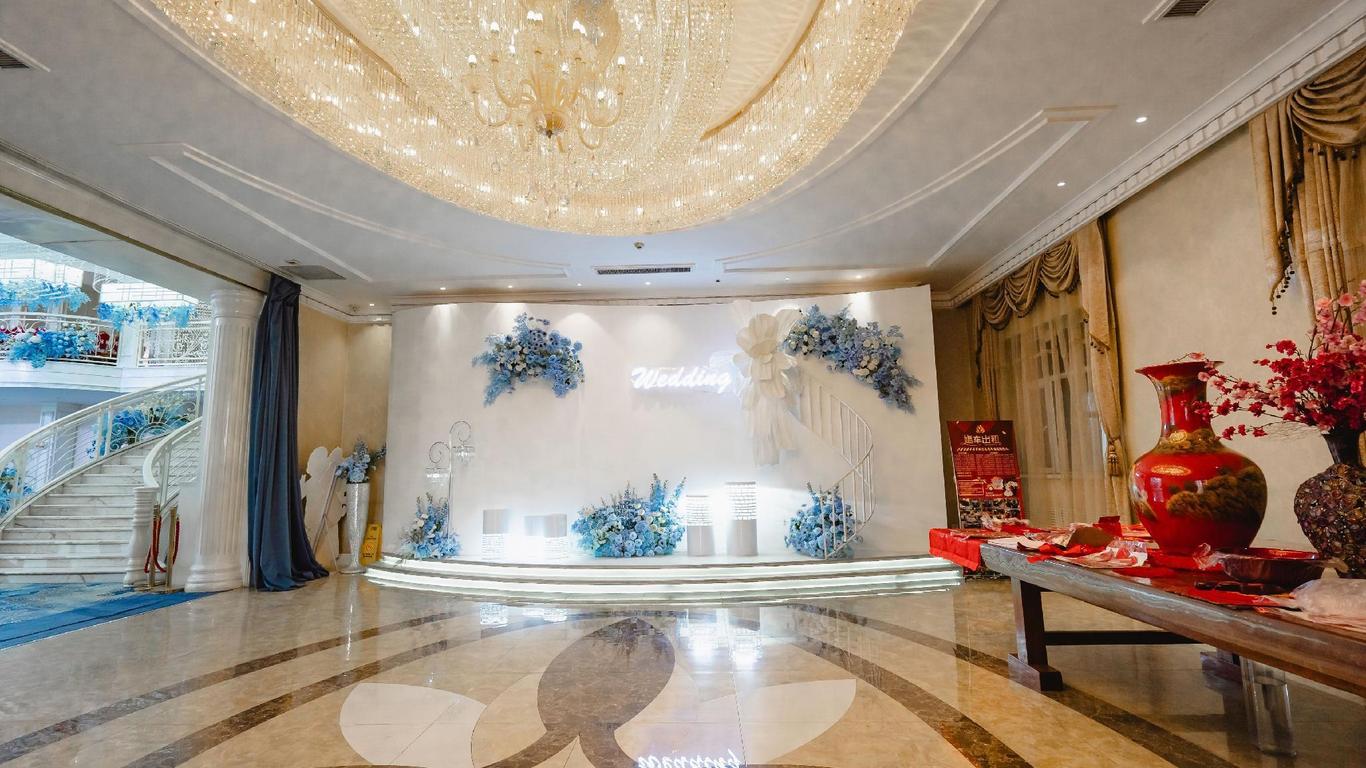 Zhuolin Hotel