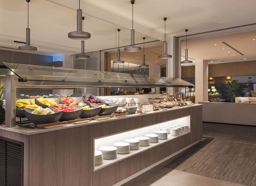 Buffet Photo