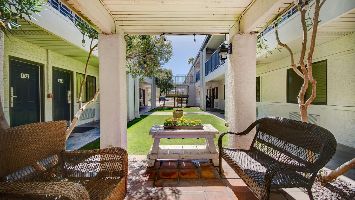 Studio 6 Tucson - Irvington, RD