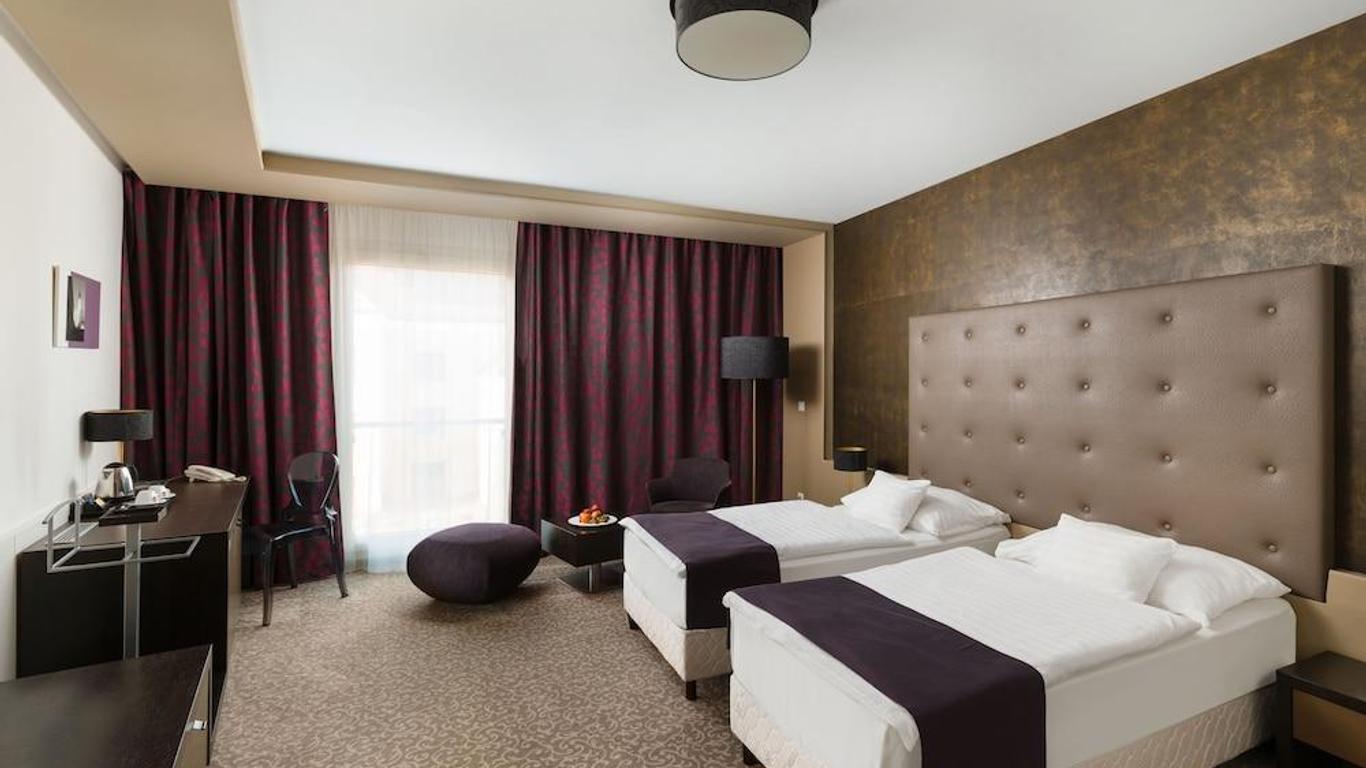 Corso Hotel Pécs