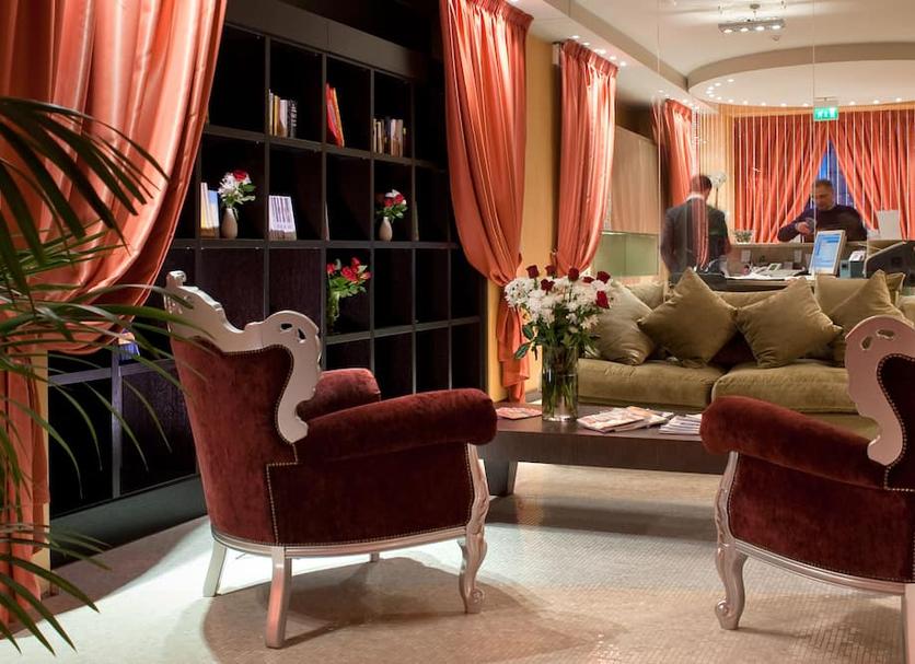 Lounge Photo