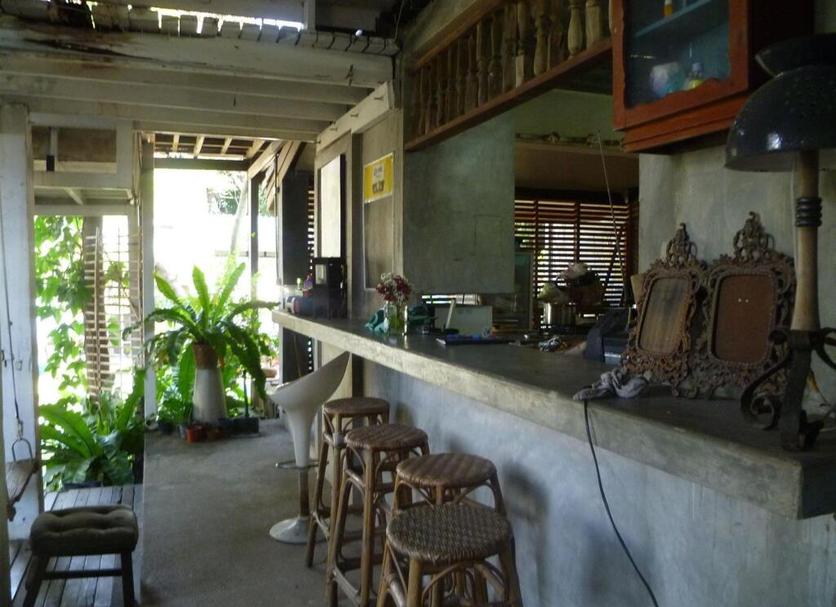 Bar Photo