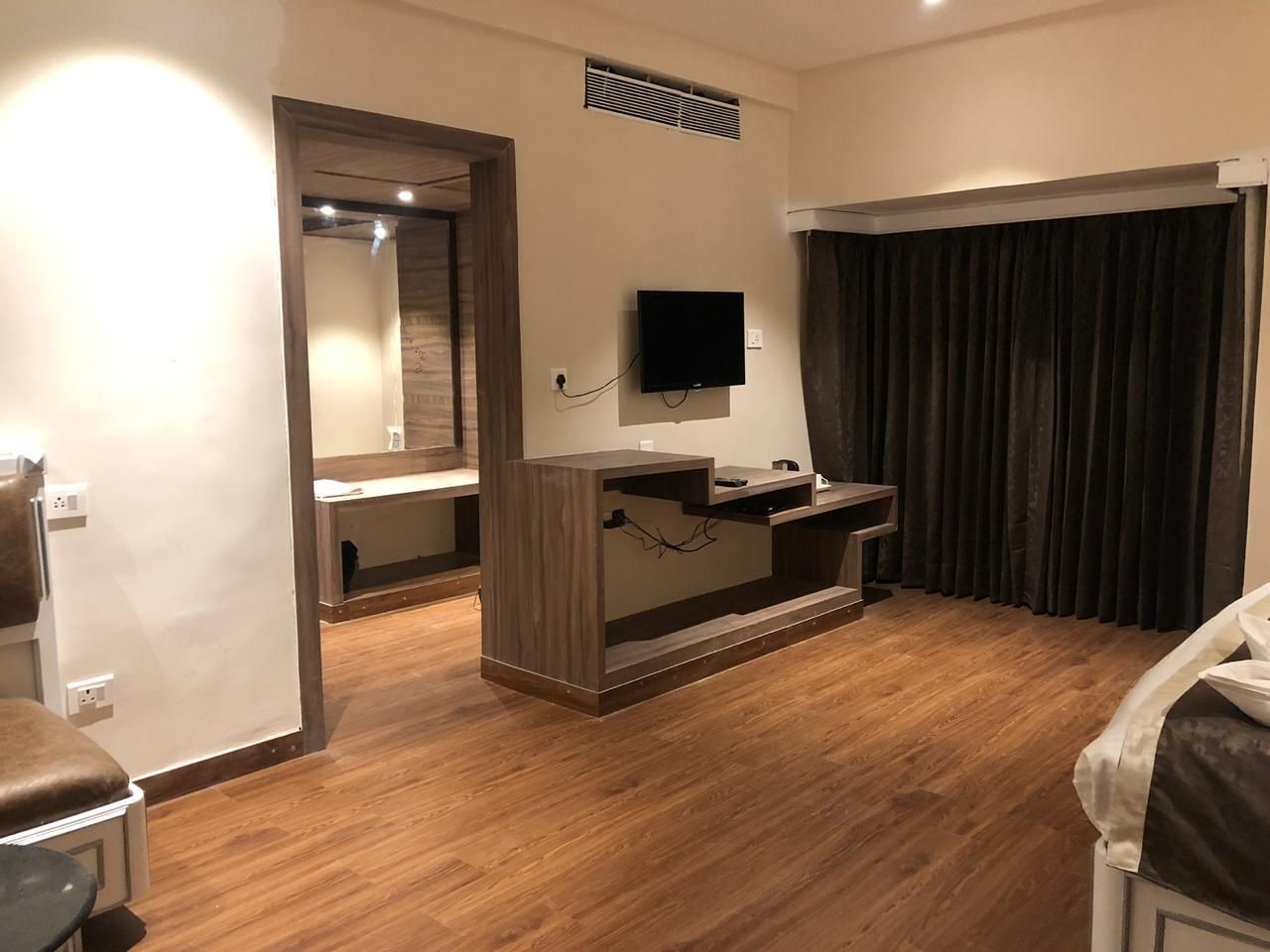 Room amenity