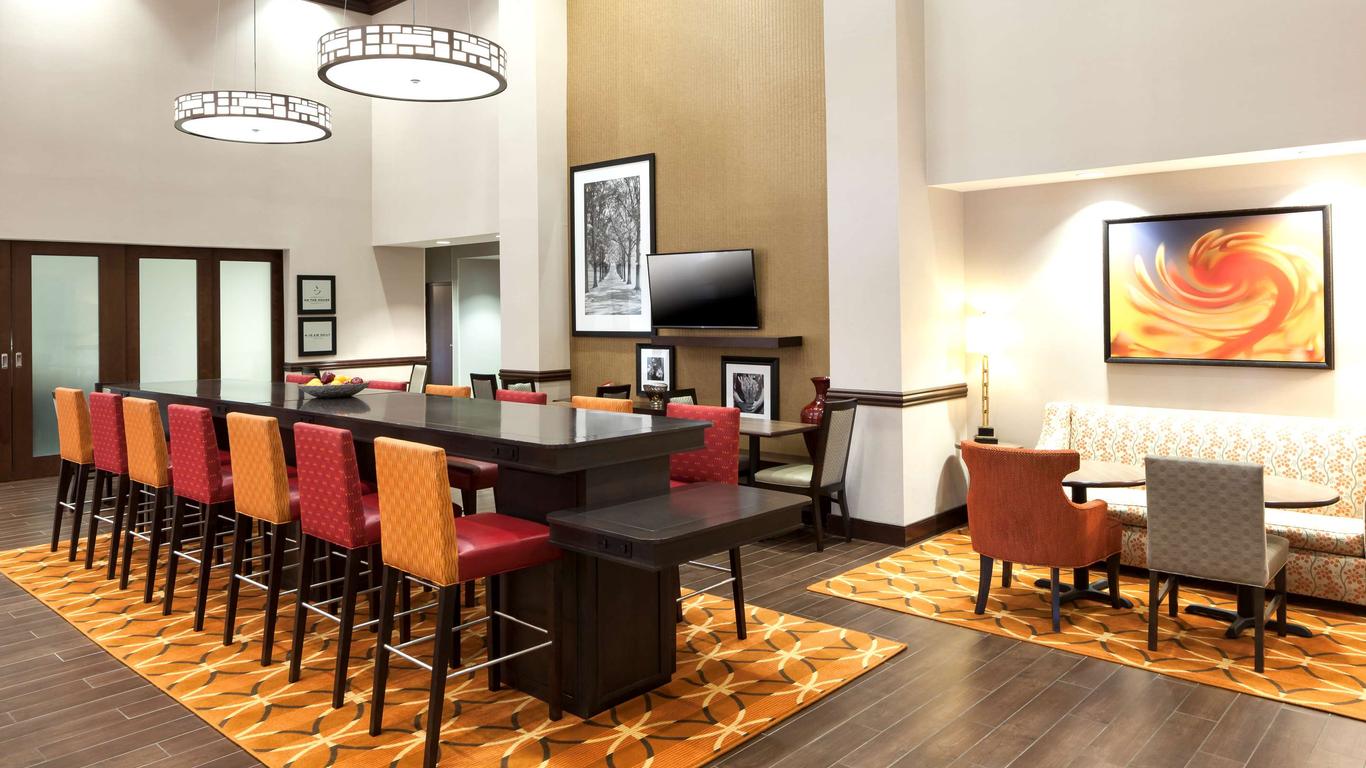 Hampton Inn & Suites Houston I-10 West Park Row