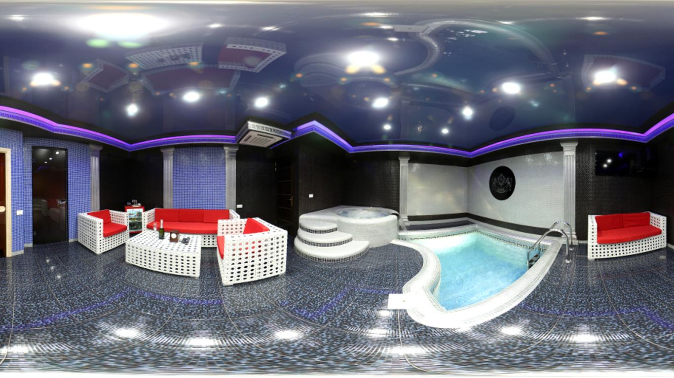 Hotel Roma & Tours