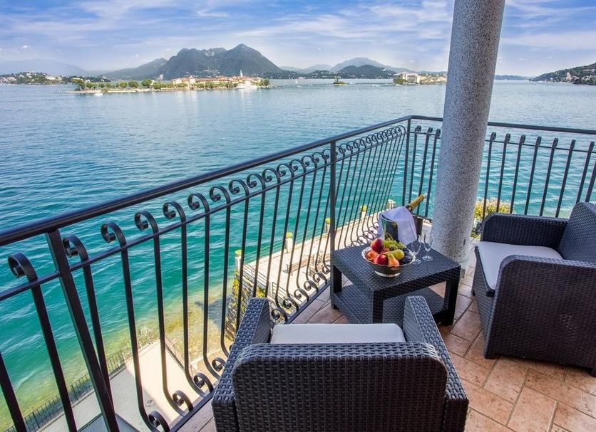 Balcony Photo