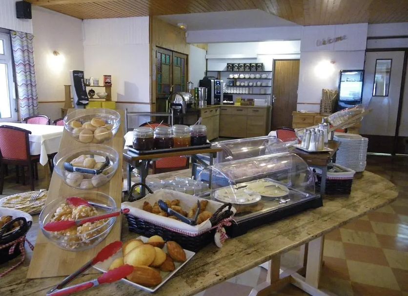 Buffet Photo