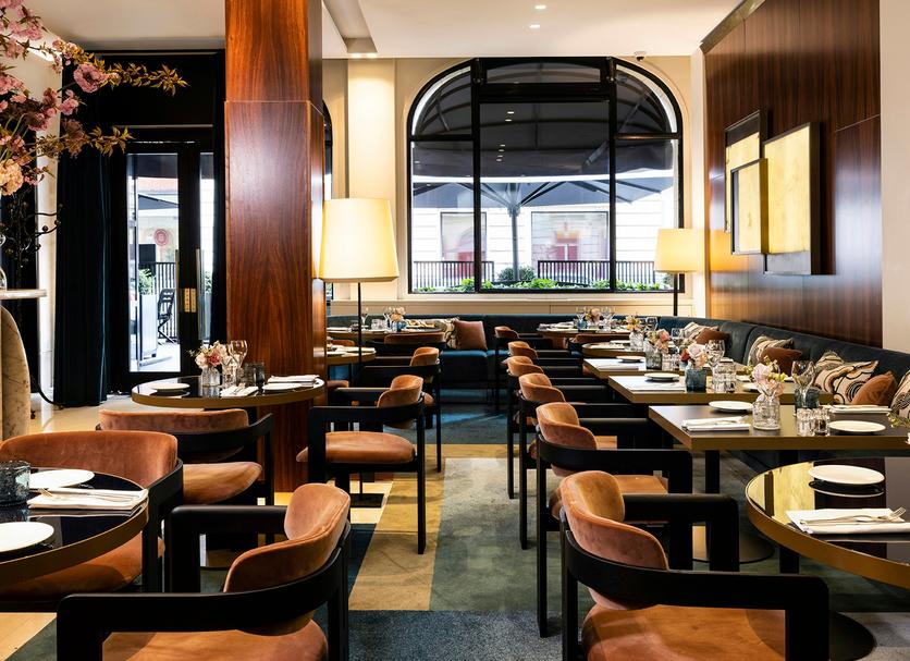 Restaurant Photo
