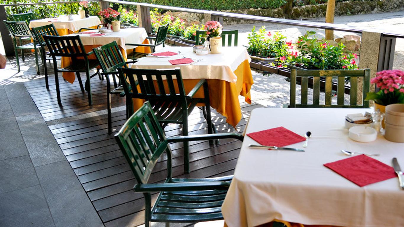 Hotel Ristorante Vecchia Riva