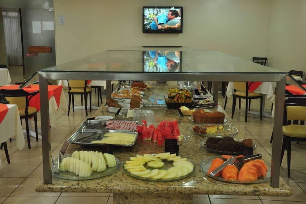 Buffet Photo