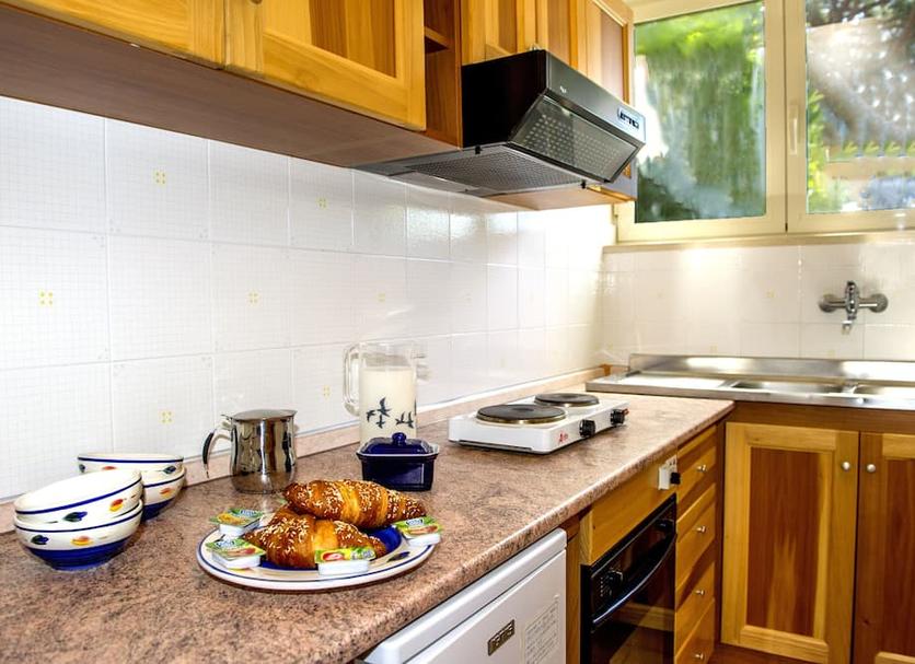 Kitchen Photo