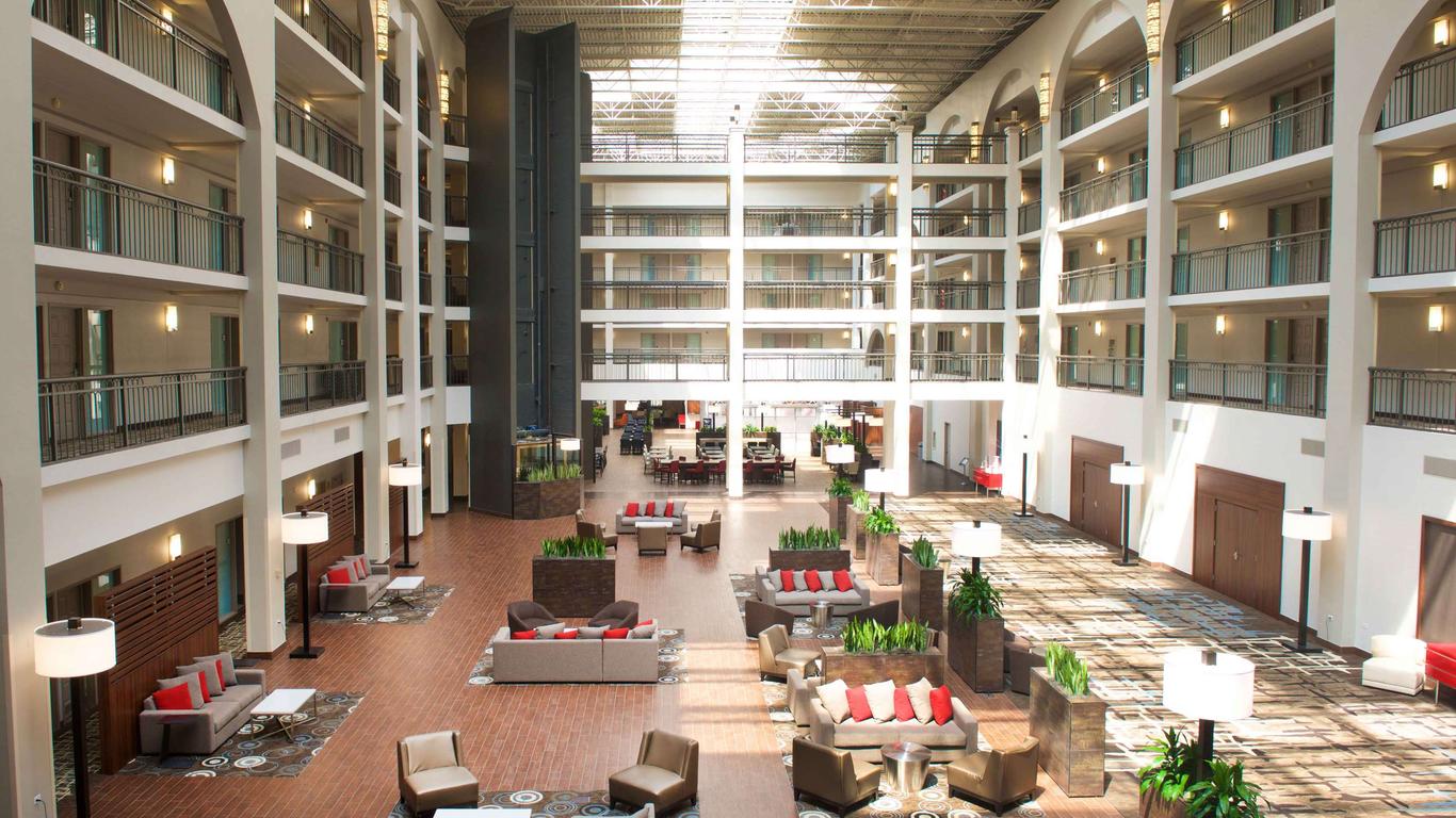 Embassy Suites by Hilton Detroit Livonia Novi