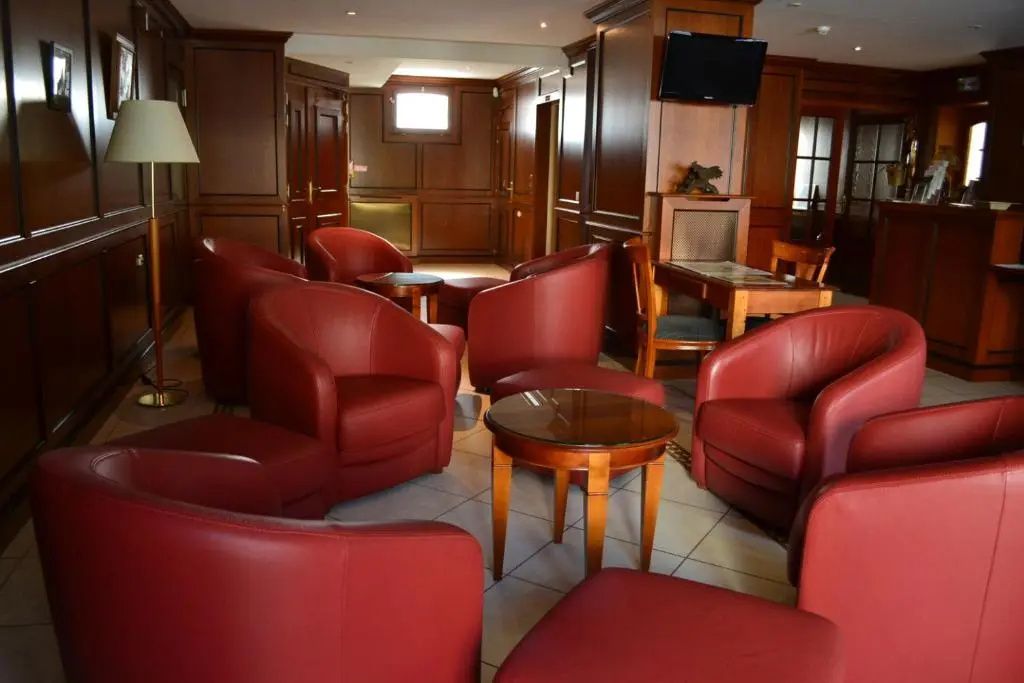 Lounge Photo