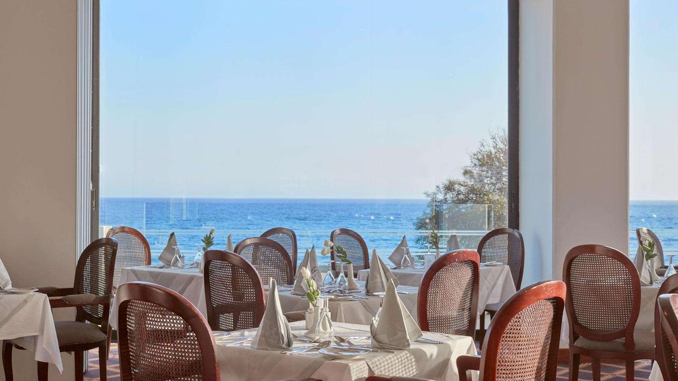 Grecian Sands Hotel