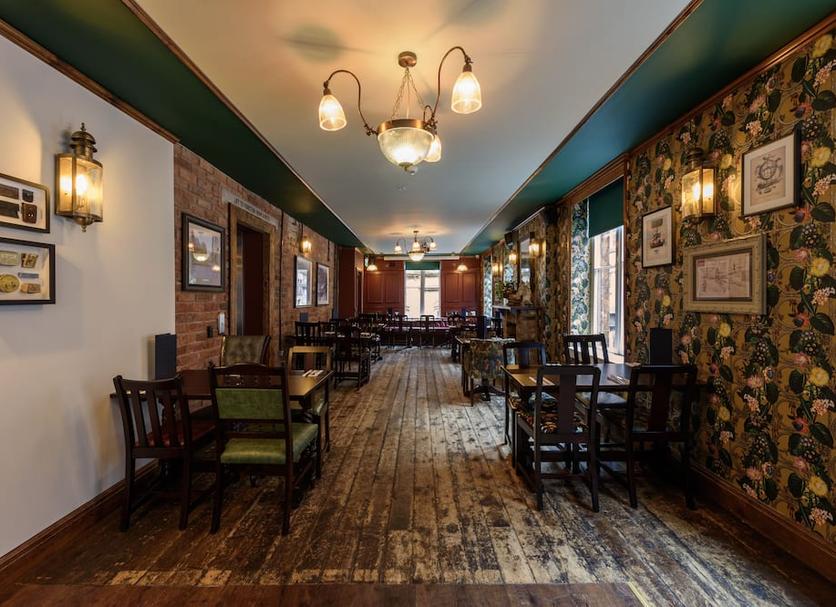 Restaurant Photo