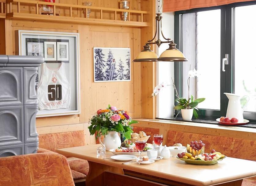 Dining room Photo