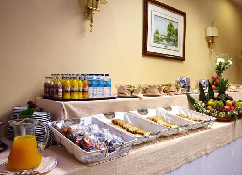 Buffet Photo