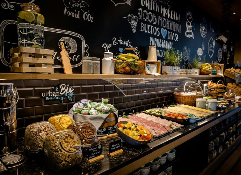 Buffet Photo