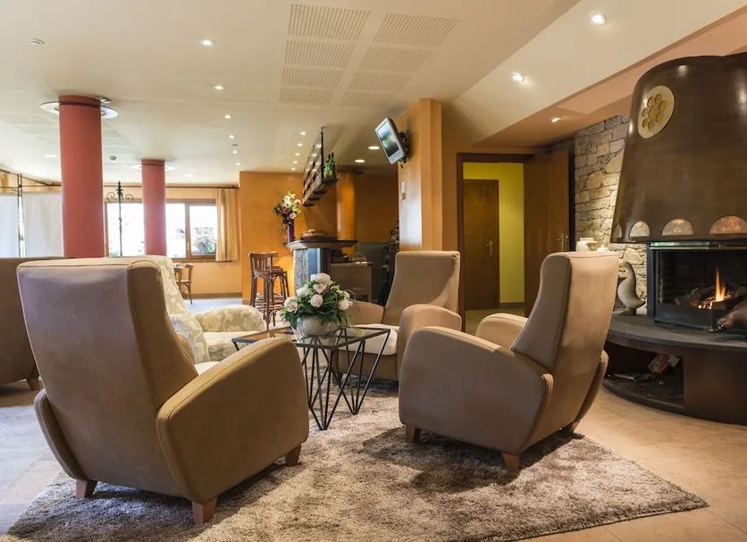 Lounge Photo