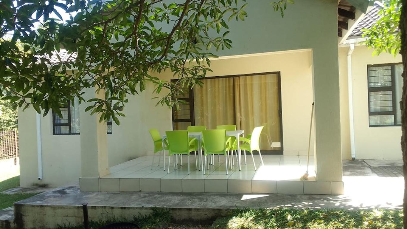 Sand River Cottages