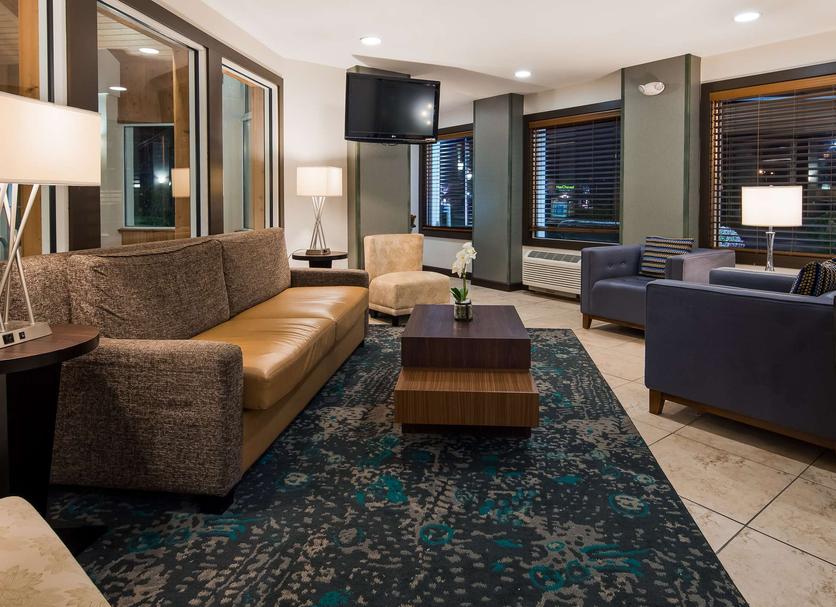 Lounge Photo