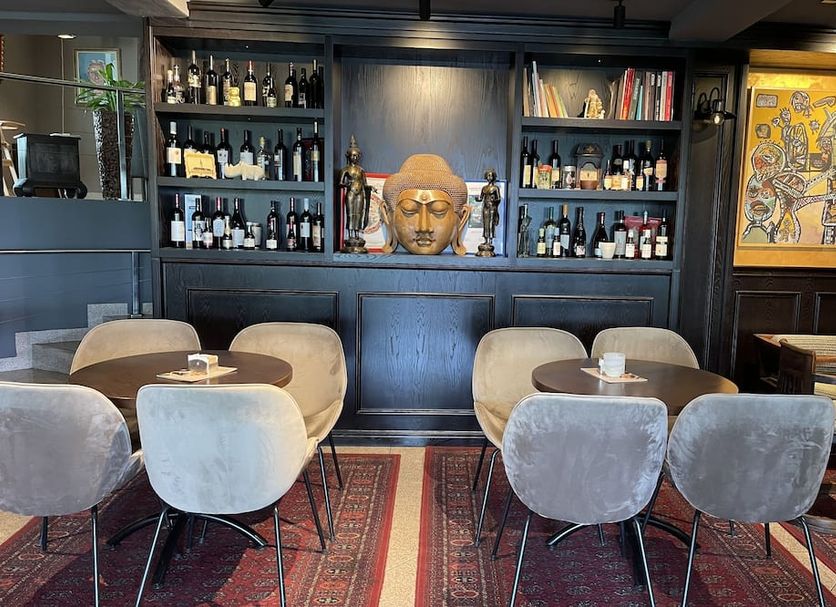 Bar Photo