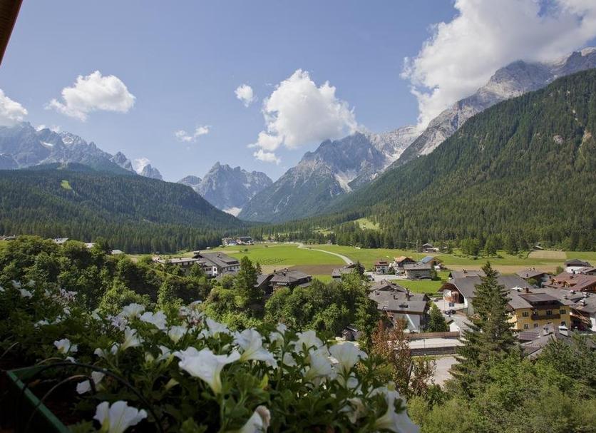 Outdoor view Photo