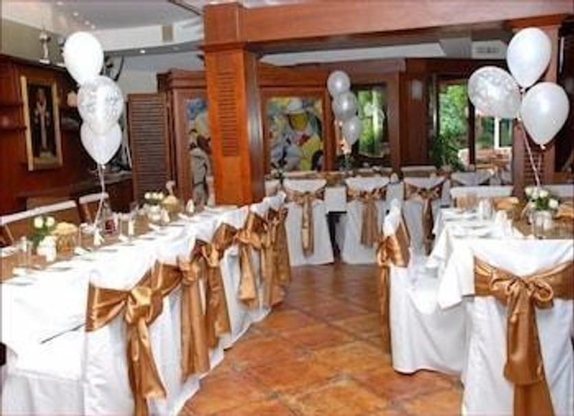 Banquet hall Photo
