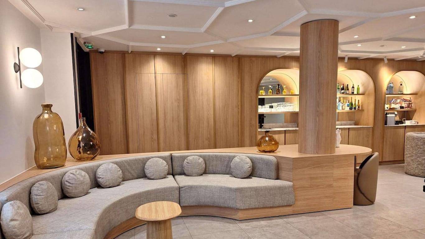 Mercure Paris Arc de Triomphe Wagram
