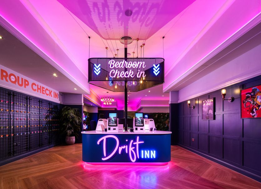 Front desk Photo