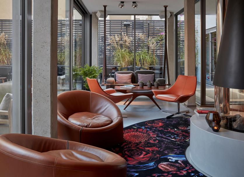 Lounge Photo
