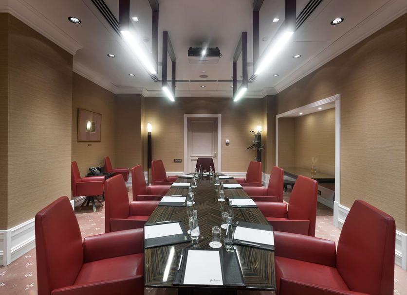 Conference room Photo