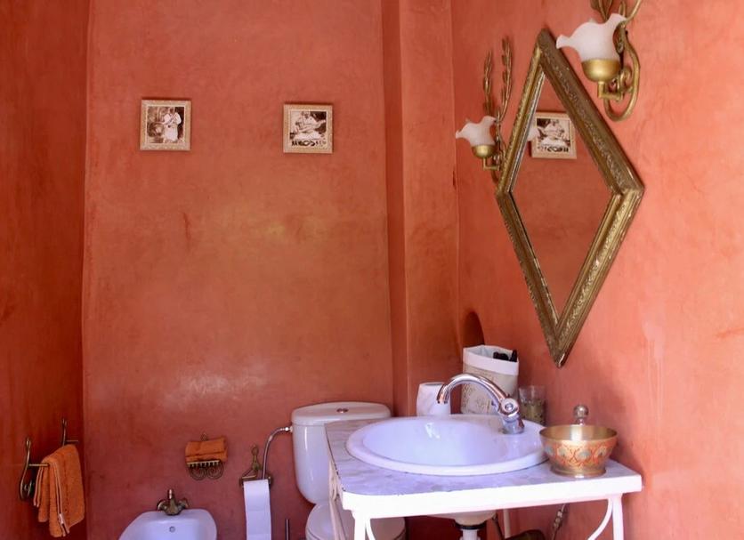 Bathroom Photo