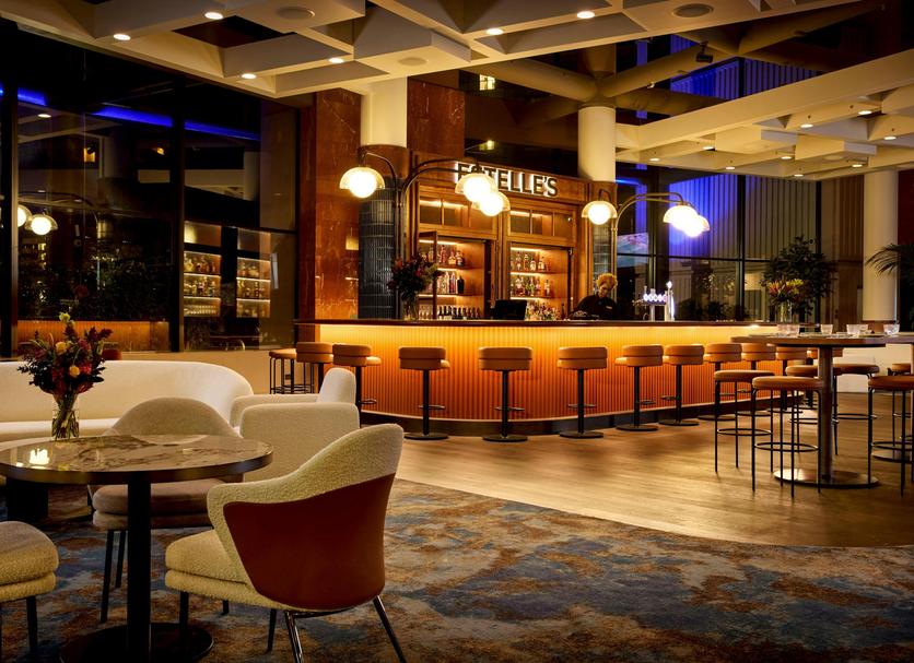 Bar Photo