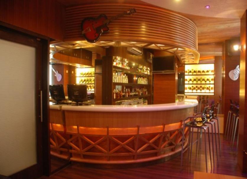 Bar Photo