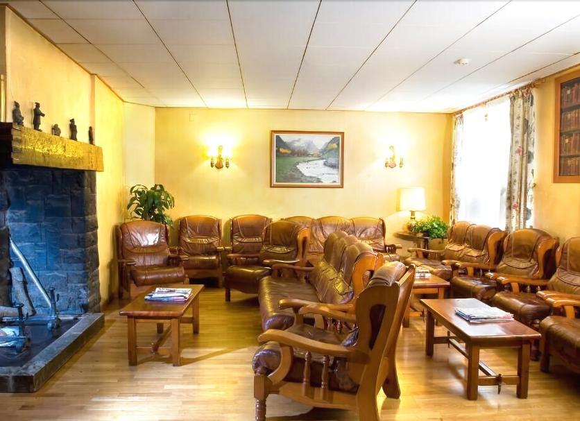 Lounge Photo