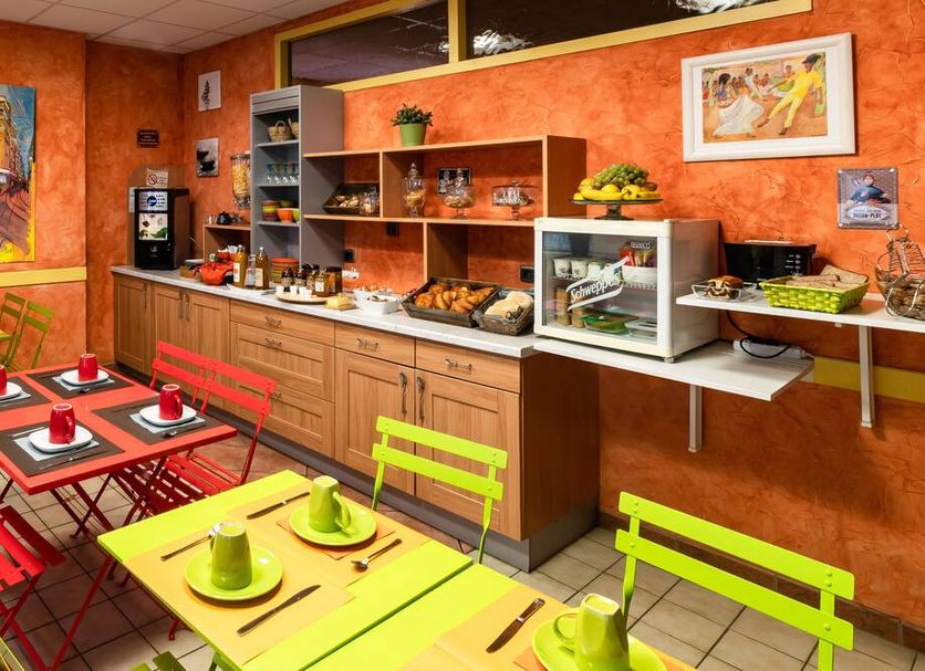 Buffet Photo