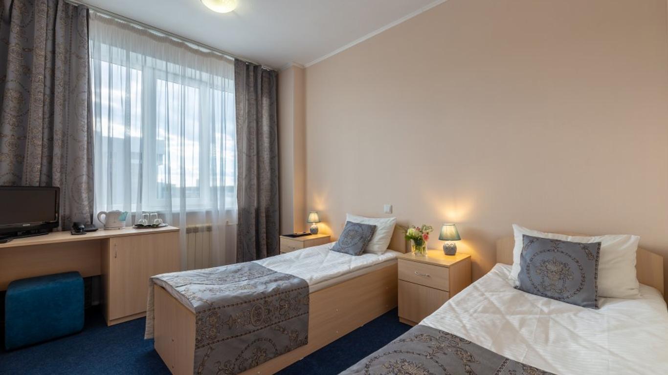 Parus Hotel
