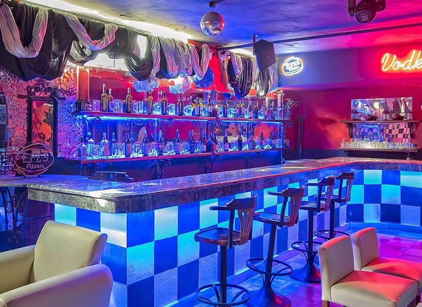 Bar Photo